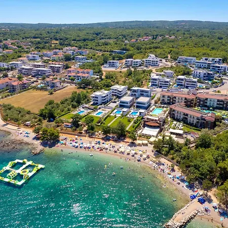 Amazing In * Malinska